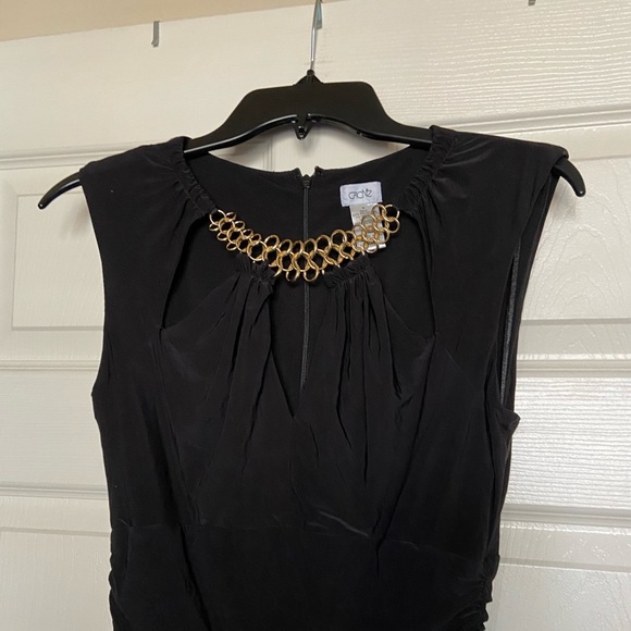 39 Cache Black Dress with Gold Chain and Cut Out Top - Picture 2 of 4